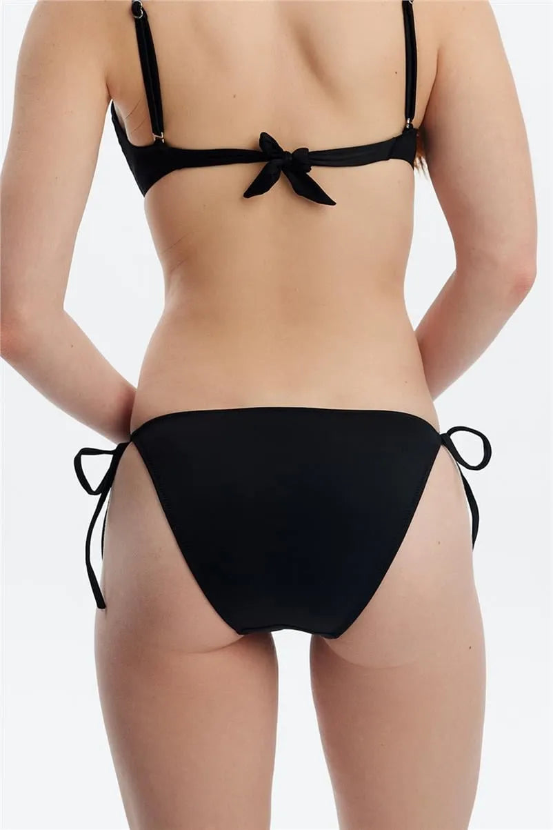 MM8504 İpli Bikini Alt - Siyah