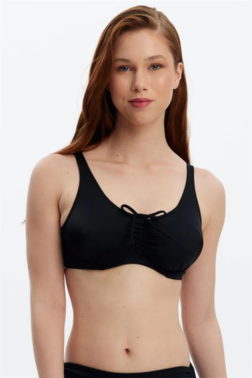 MM8526 Önden Tünelli Üst - Siyah