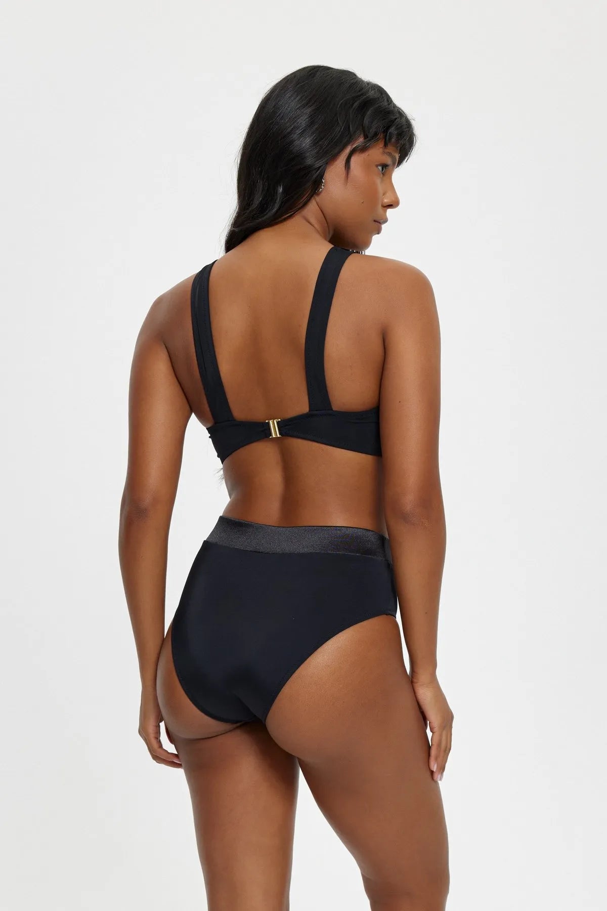 B11043 Toparlayıcı V Yaka Saten Detaylı Bikini Takım - Siyah
