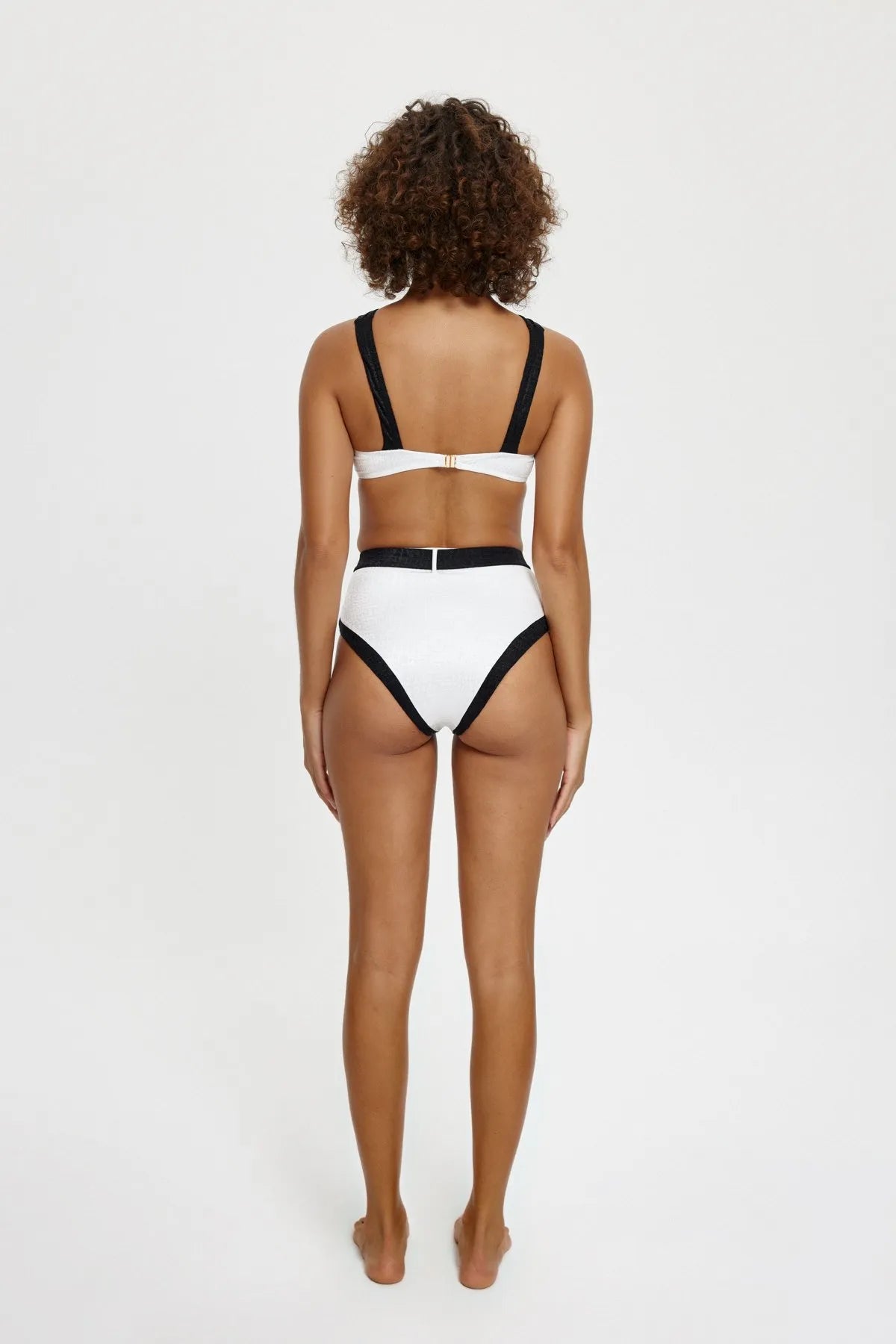 B11084 Çapraz Bantlı Bikini Takımı - Beyaz