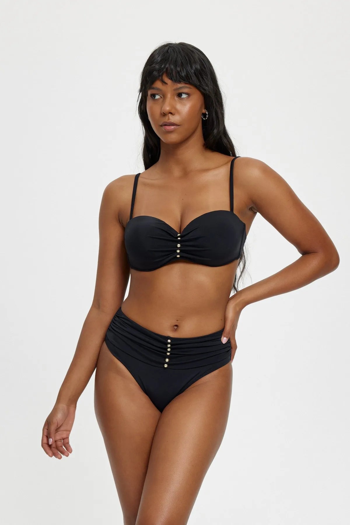B11090 Straplez Boş Kaplı Boncuklu Bikini Takımı - Siyah