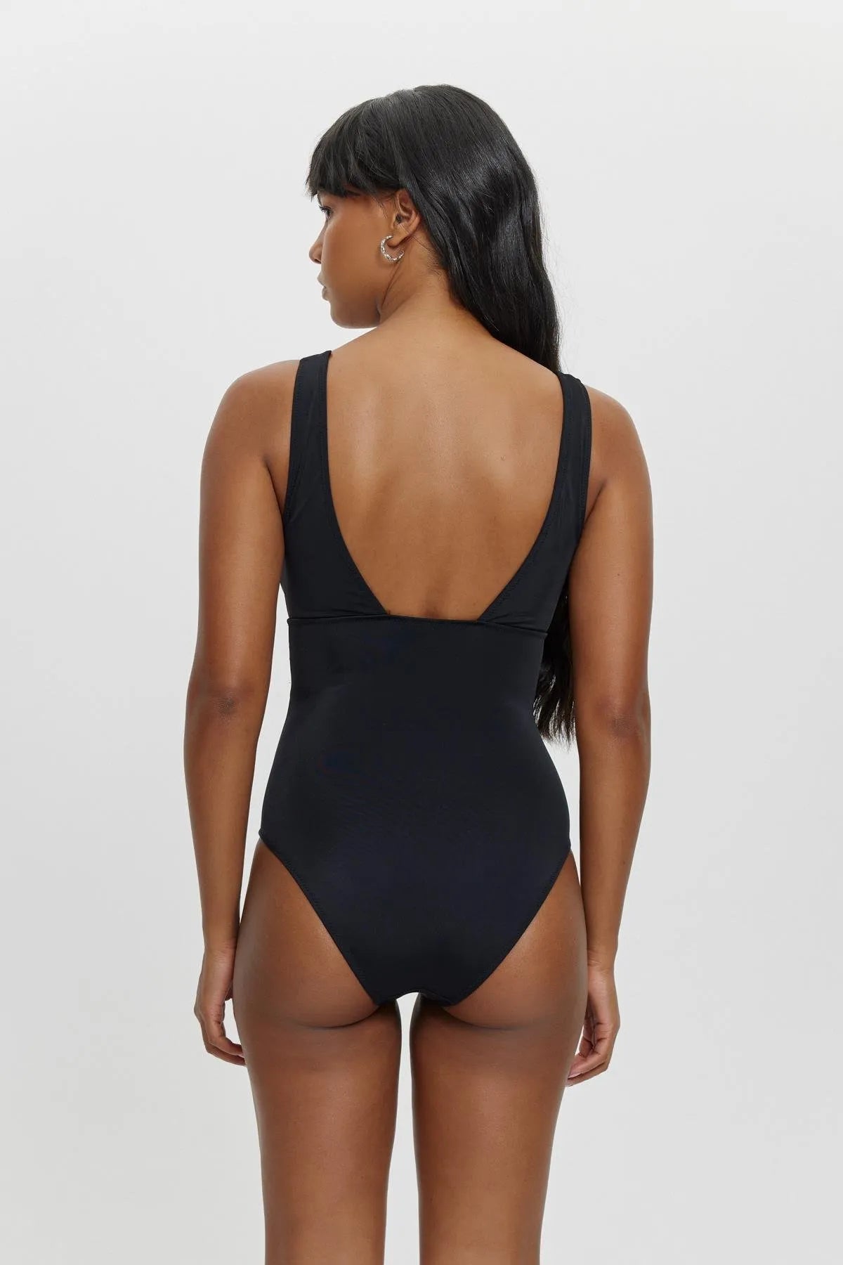 M12051 Uzun Üçgen Boncuklu Mayo - Siyah