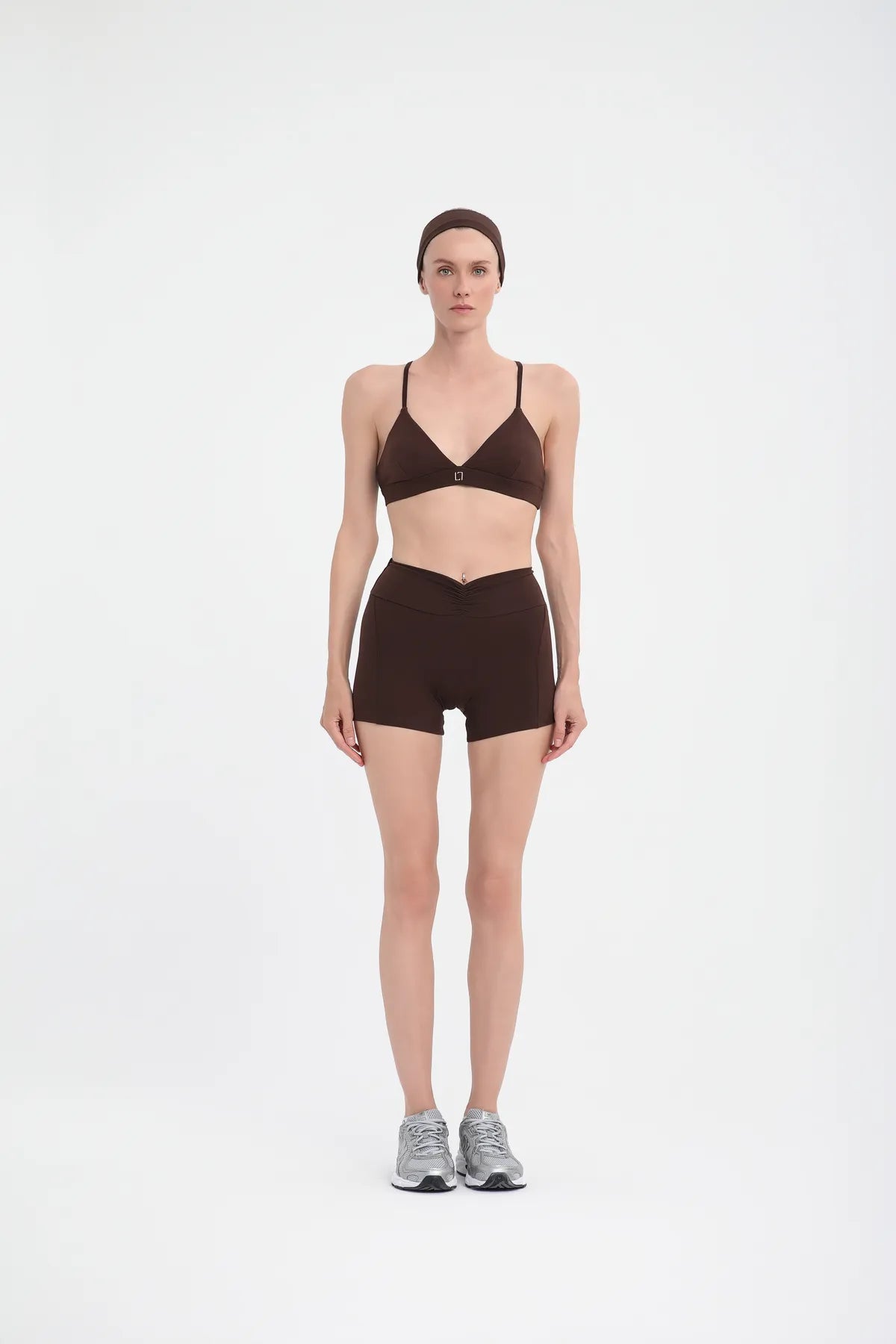 Üçgen Kesim İnce Askılı Spor Bra - Kahverengi