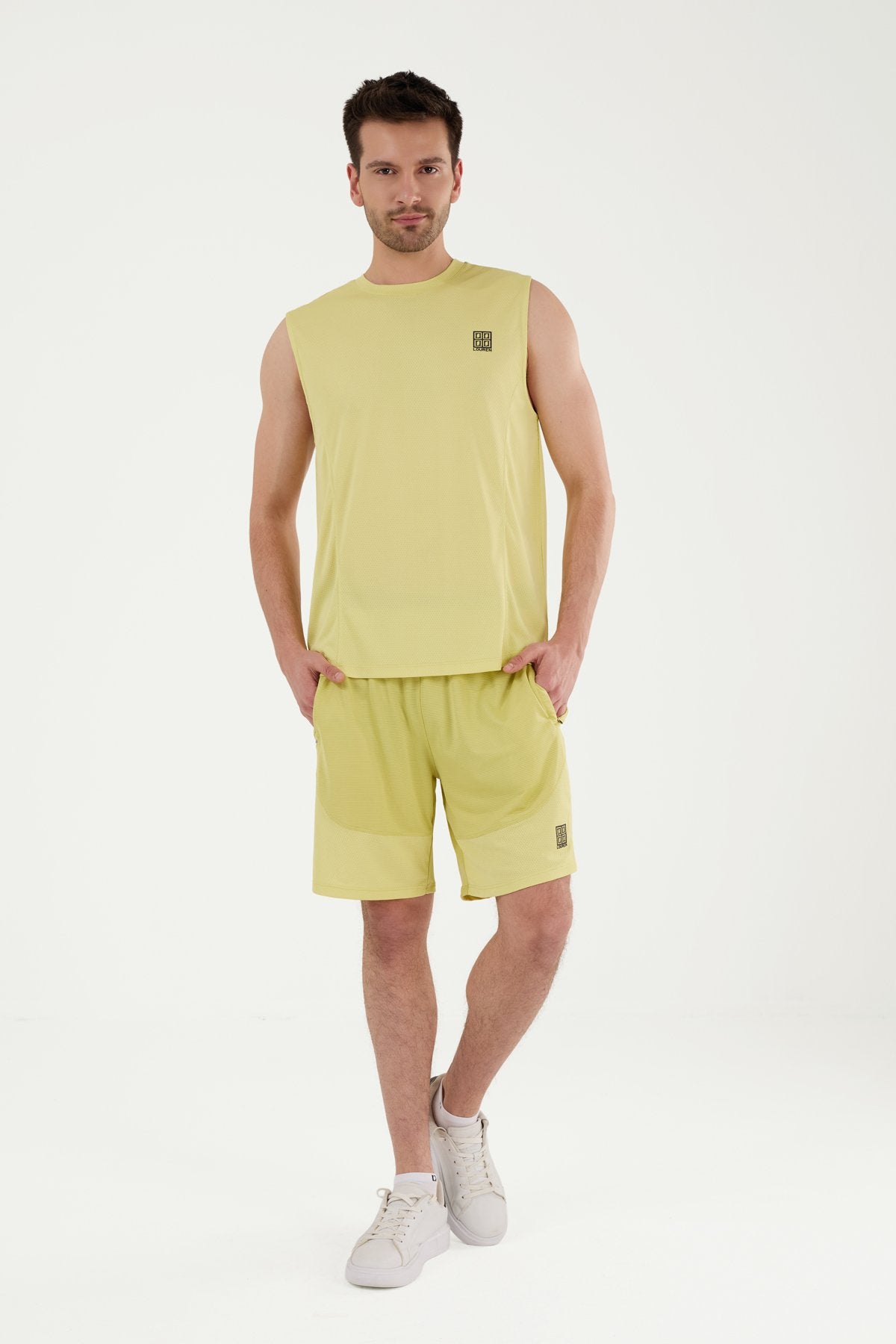 W858 Nefes Alan Şort