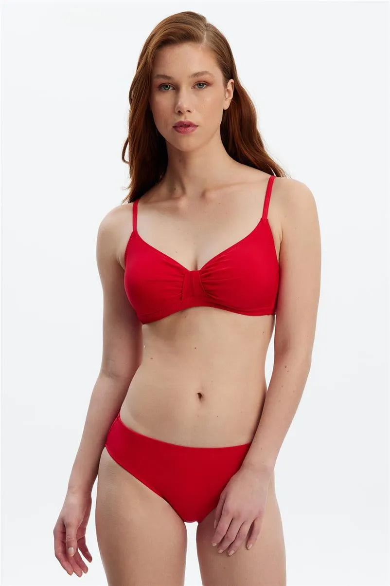 MM8503 Toparlayıcı Luplu Bikini Üst - Kırmızı