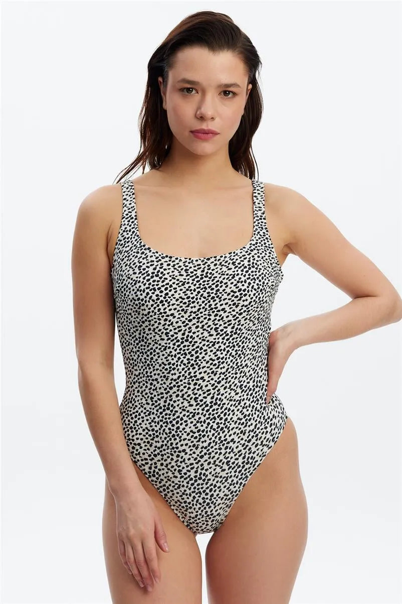 M2617 U Yaka Mayo - Leopar