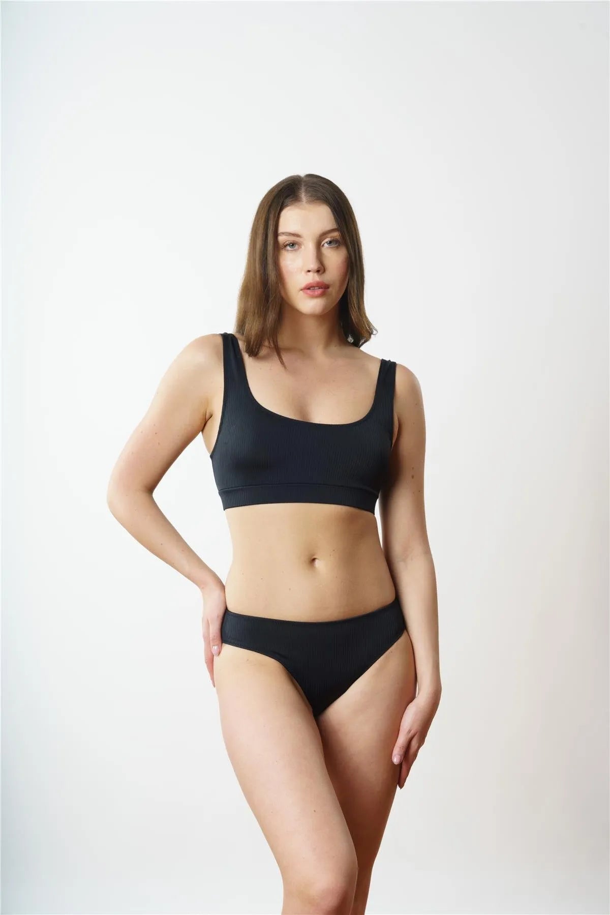 Siyah Sporcu Bikini Takımı