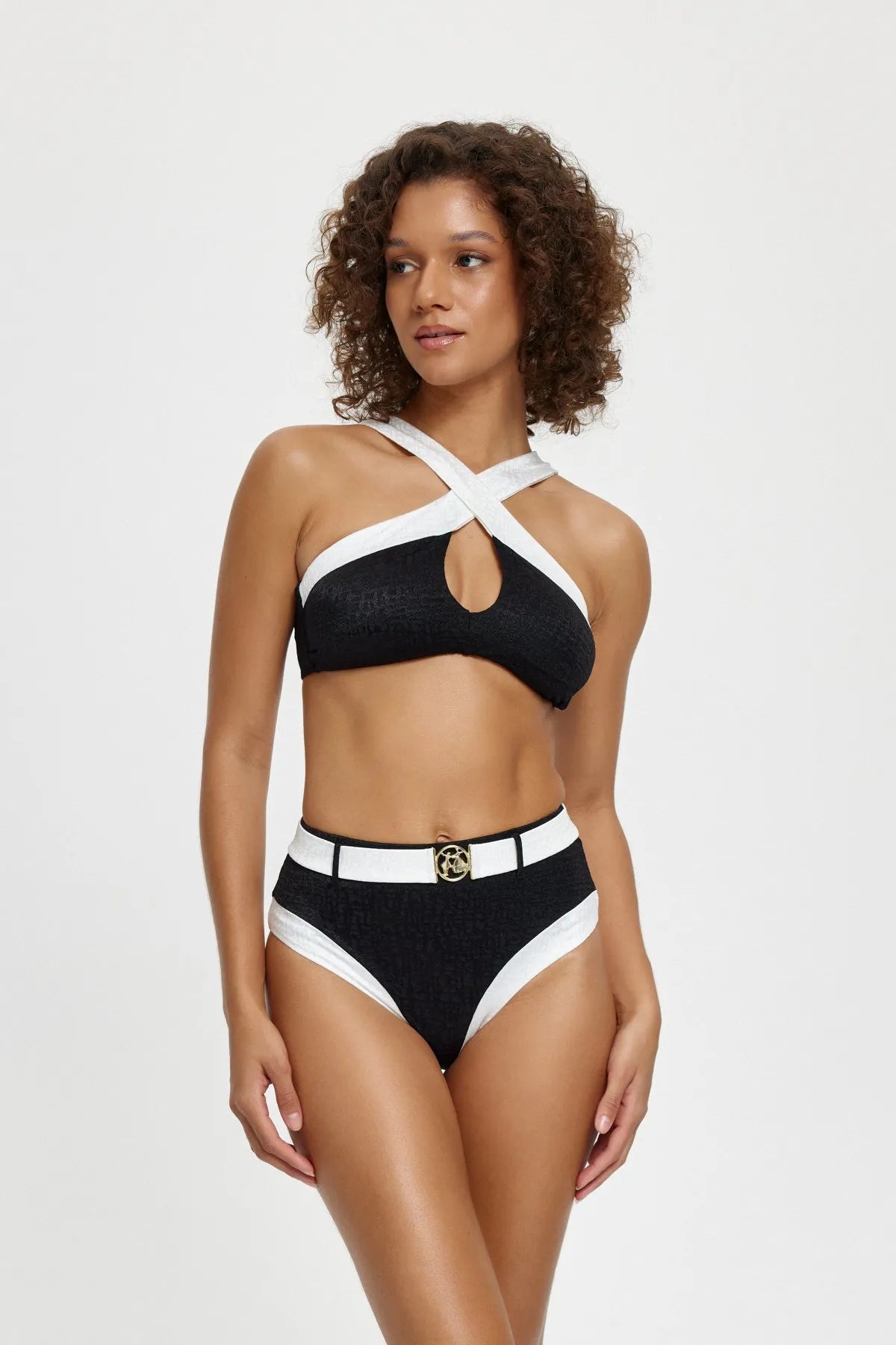 B11084 Çapraz Bantlı Bikini Takımı - Siyah