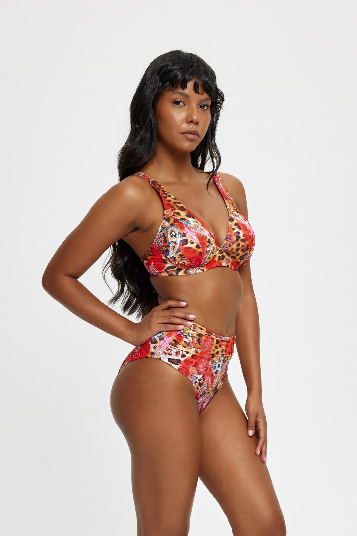 B11036 Geniş Üçgen Toparlayıcı Bikini Takımı - Kırmızı