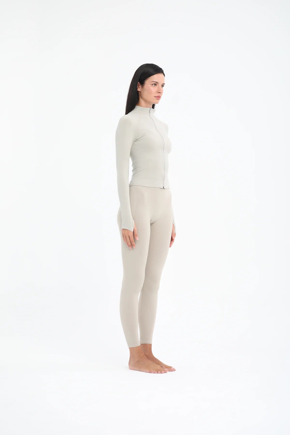 Fermuarlı Uzun Kollu Aktif Spor Üst - Ekru